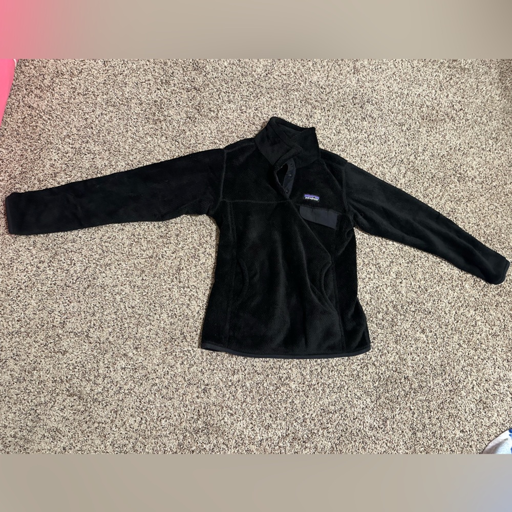 Size Small Patagonia Black Fleece Outerwear